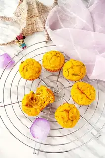 Pumpkin cake with onions