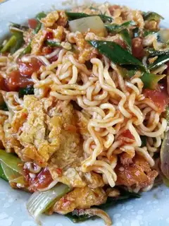 Fried noodles