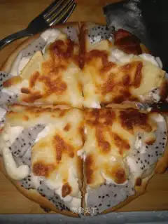 Fruit pizza