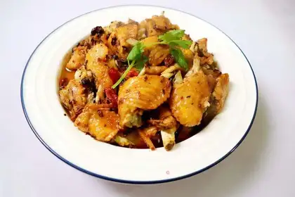The steamed chicken wings