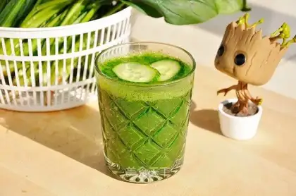 Cucumber spinach juice