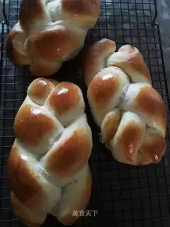 The braids, the meat loaf