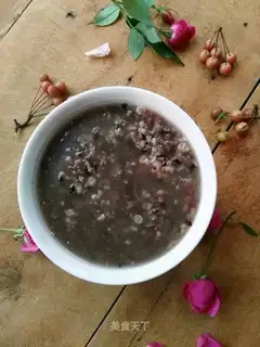 Blood rice congee