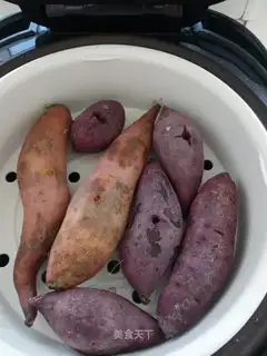 Steam potatoes