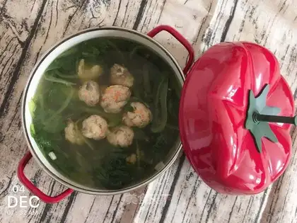 Chickenball soup