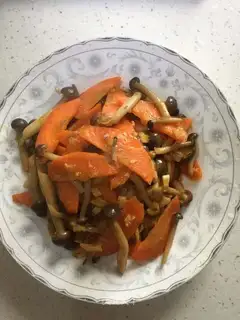 Homemade carrots with crab mushrooms