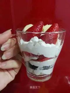 Butter fruit cups