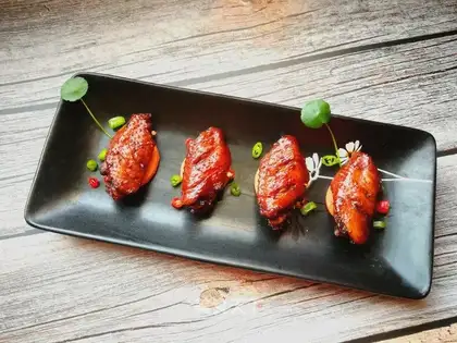 The chicken wings of Coke