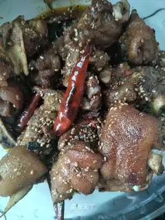 Spicy pig hoof