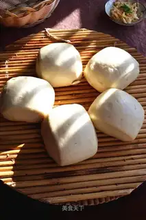 Slice the buns