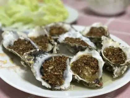 Garlic roasted oysters