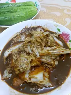 Soy sauce and cabbage
