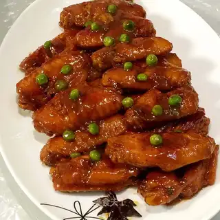 Red chicken wings
