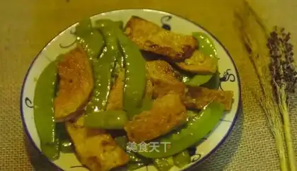 Dutch bean fried fish