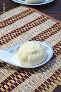 Celery meat buns