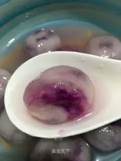 Sydney's making potato plums