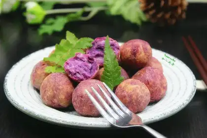 Cracker potato balls