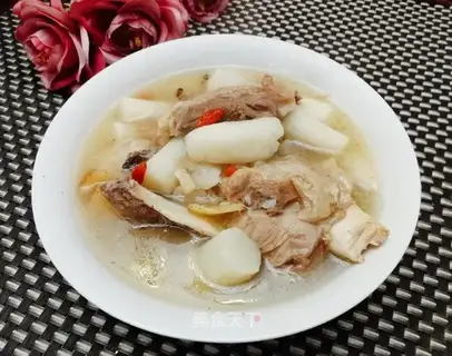 Mountain medicine, bone soup