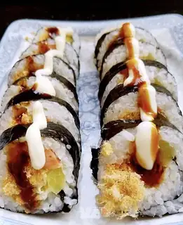 Family sushi