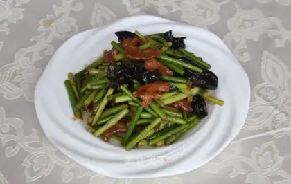 Garlic fried meat