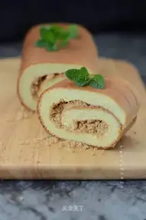 Meat pine rolls