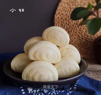 Slice the buns