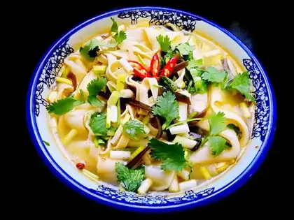 Quick hand noodles