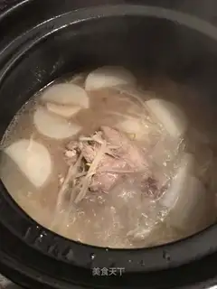 A radish soup for the bone