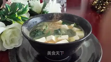 Spinach fan tofu soup
