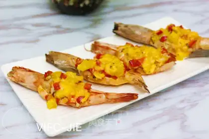 Garlic cheese and shrimp
