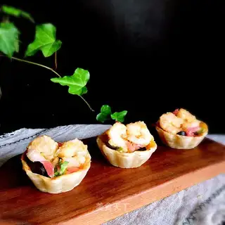 Shrimp fruit salad