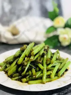 Garlic beans