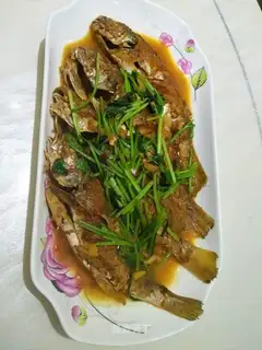 Red roasted fish