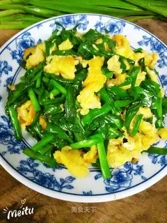 Cream fried eggs