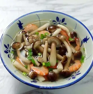 Crab-shrimp soup