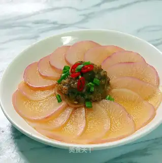 Meat and radish