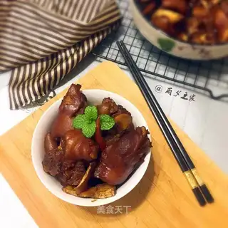 Red burning pig hoof