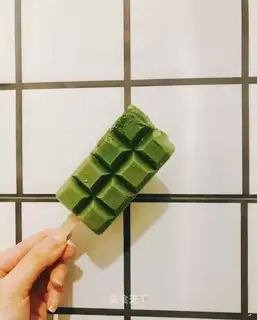 A tea popsicle