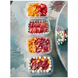 Strawberry box cake