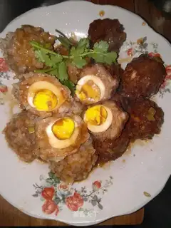Quail eggs, meatballs