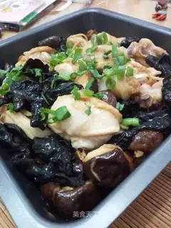 Chicken with fungus