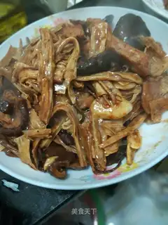 Tea mushrooms, scrawny gravy bamboo