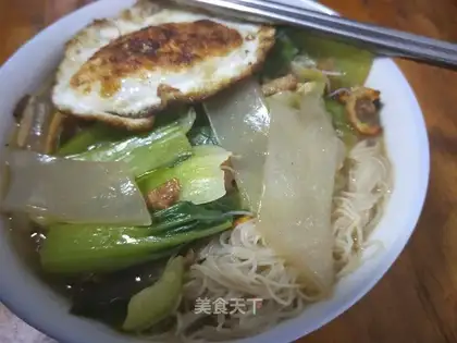 Noodle soup