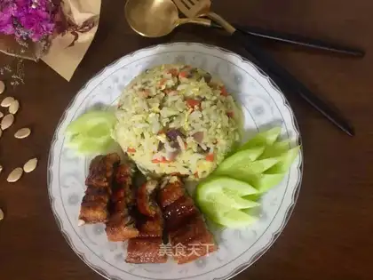 Fried eel egg fried rice