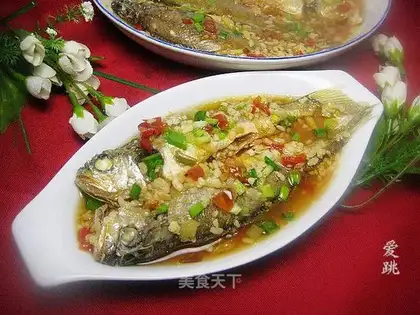 Steamed yellow croaker with wine