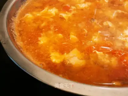 Minced pork, mushroom and tomato soup