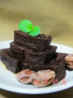 Dried tofu with plum and marinated sauce