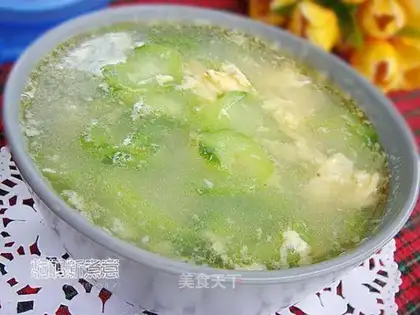 Luffa egg soup