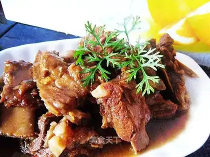 braised pork ribs
