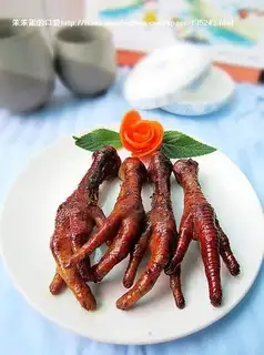 Marinated chicken feet